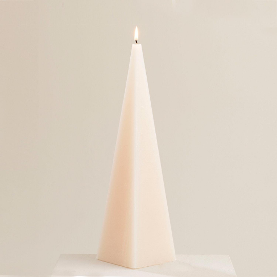 Pyramid Candle L Cream